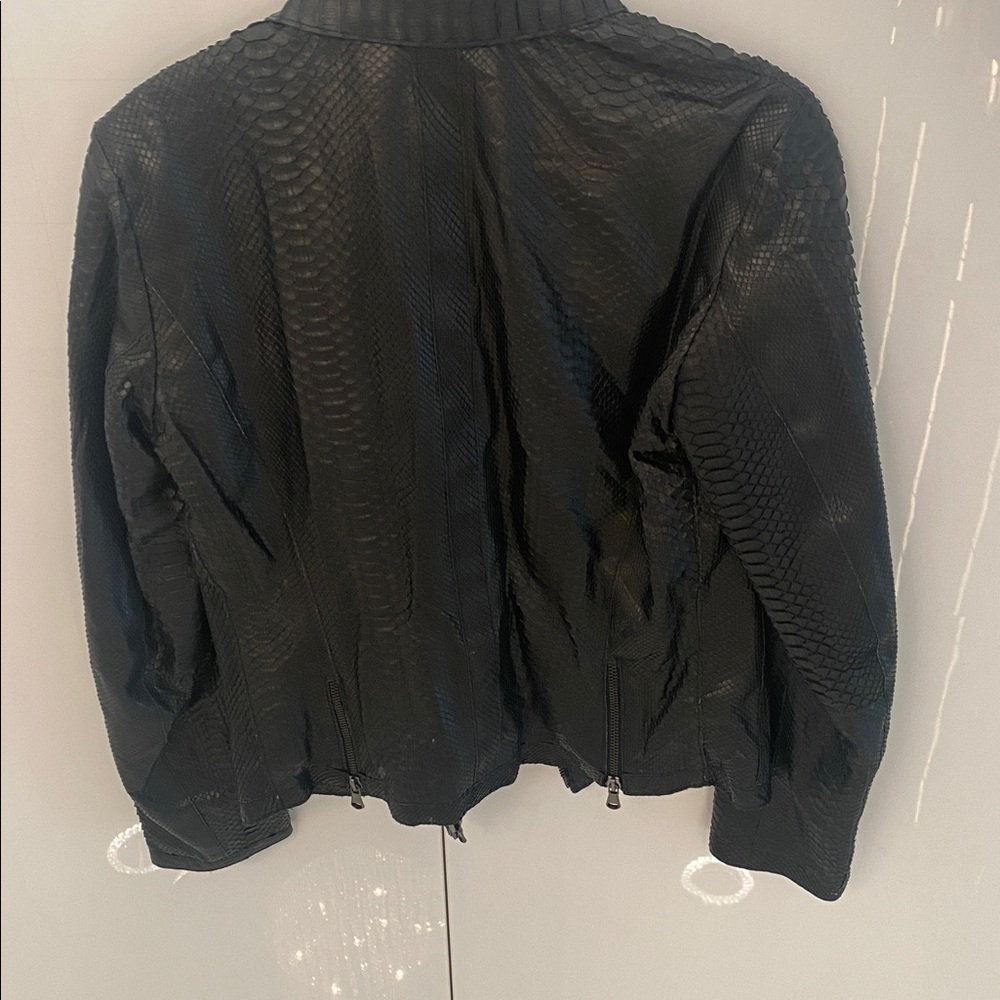 Vera Pelle Black Python Jacket - image 3